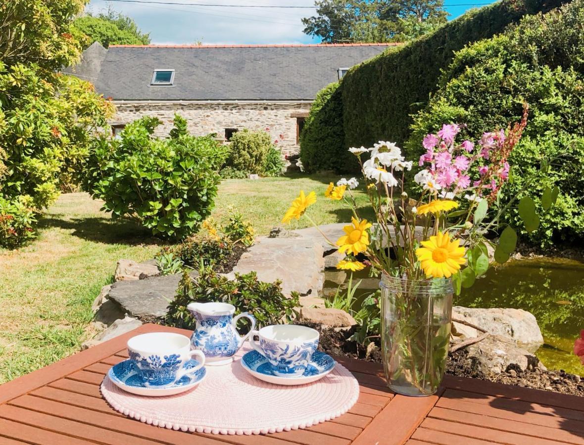 The Lotus. Romantic, Rural Hideaway Near Huelgoat Loqueffret Esterno foto